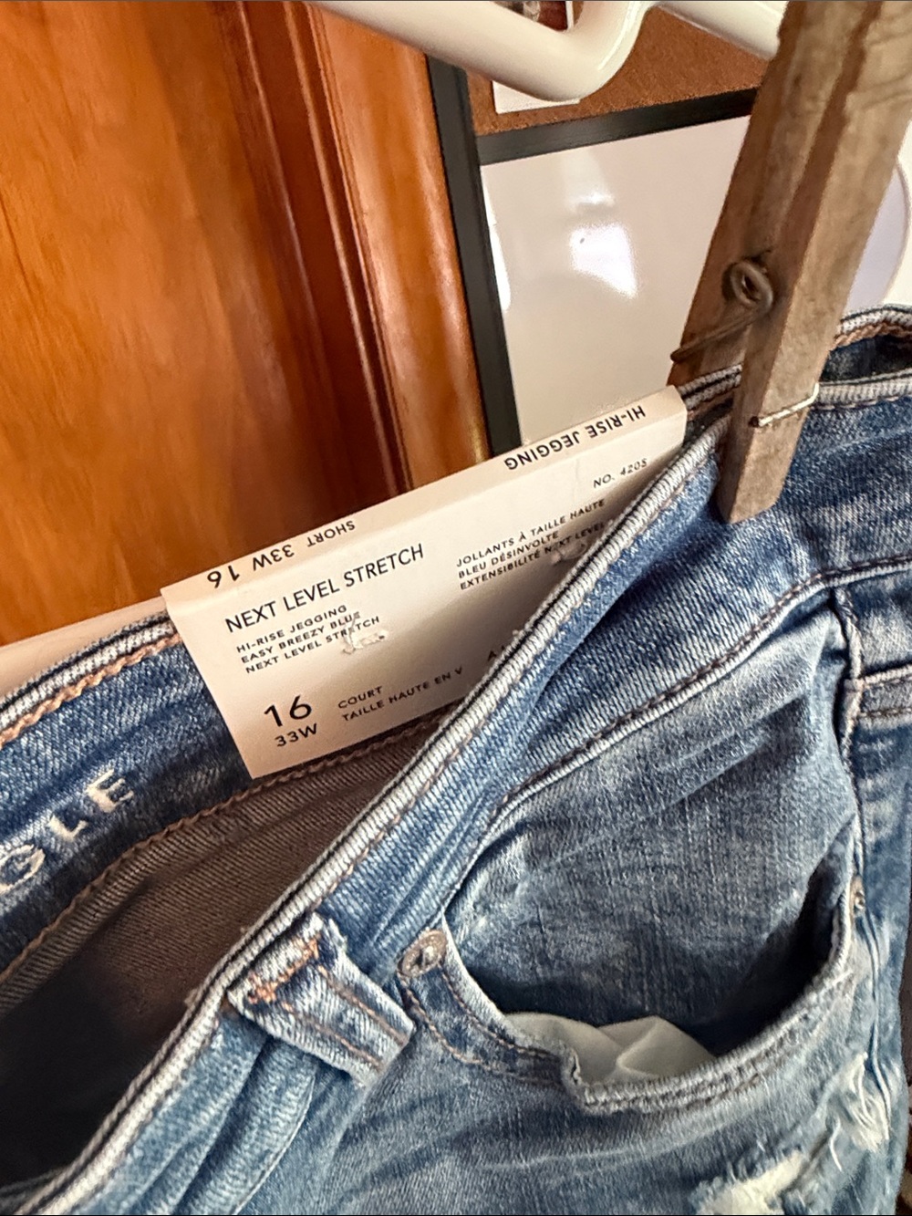 American Eagle Outfitters Light Blue High-Rise Skinny Jeans next level stretch - Picture 3 of 3